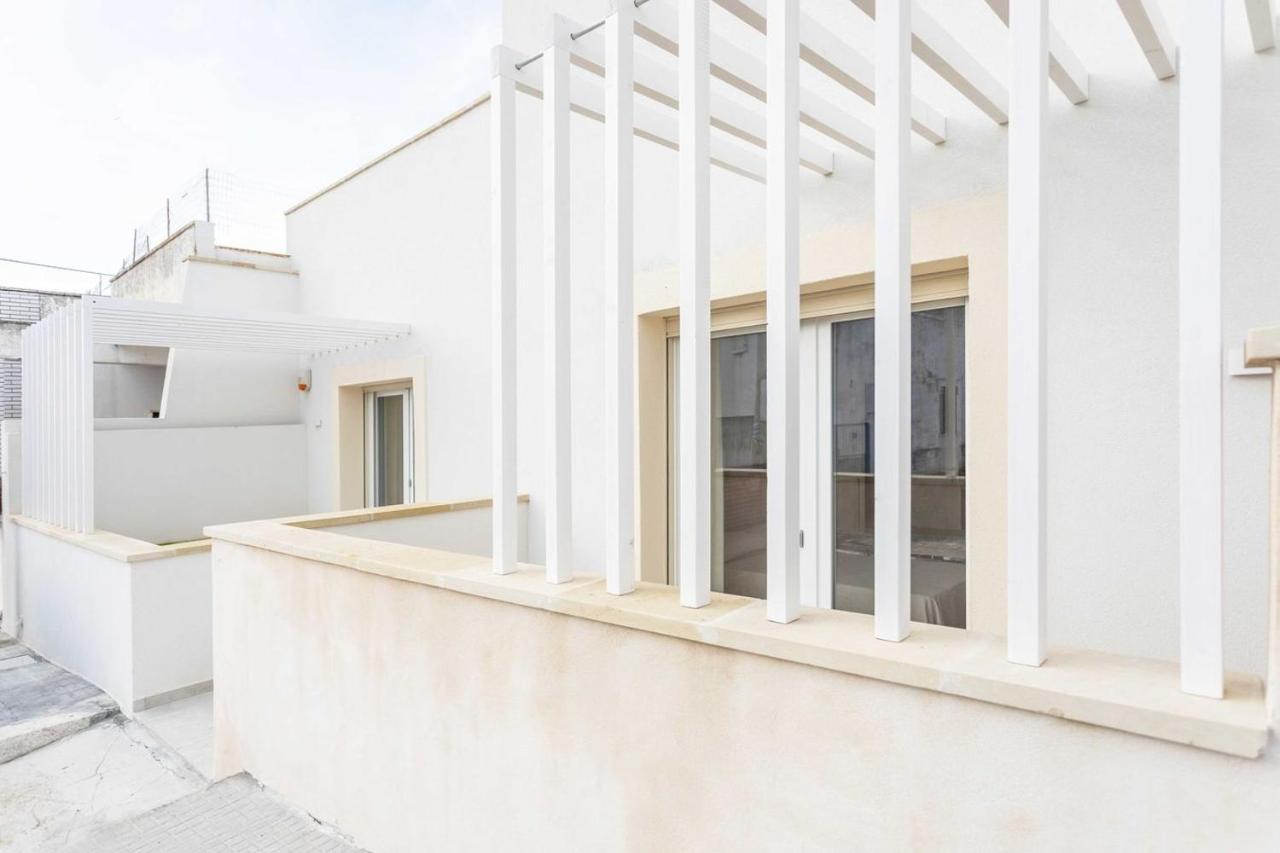 Dimora Dei Maestri-Camera Con Veranda E Bagno Privati Felline المظهر الخارجي الصورة